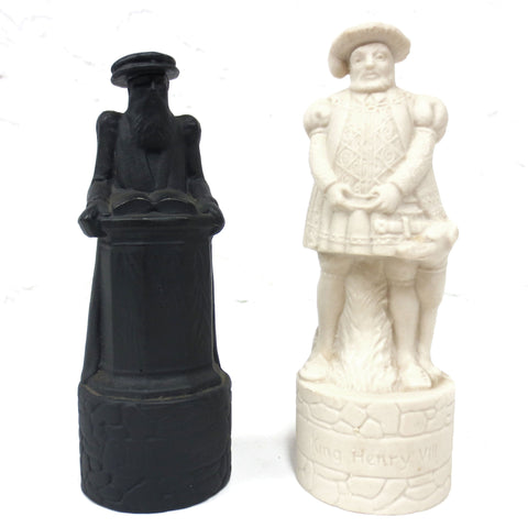 Pair of Vintage Beneagles Chess Piece Decanters John Knox & Henry VIII w/ Tags